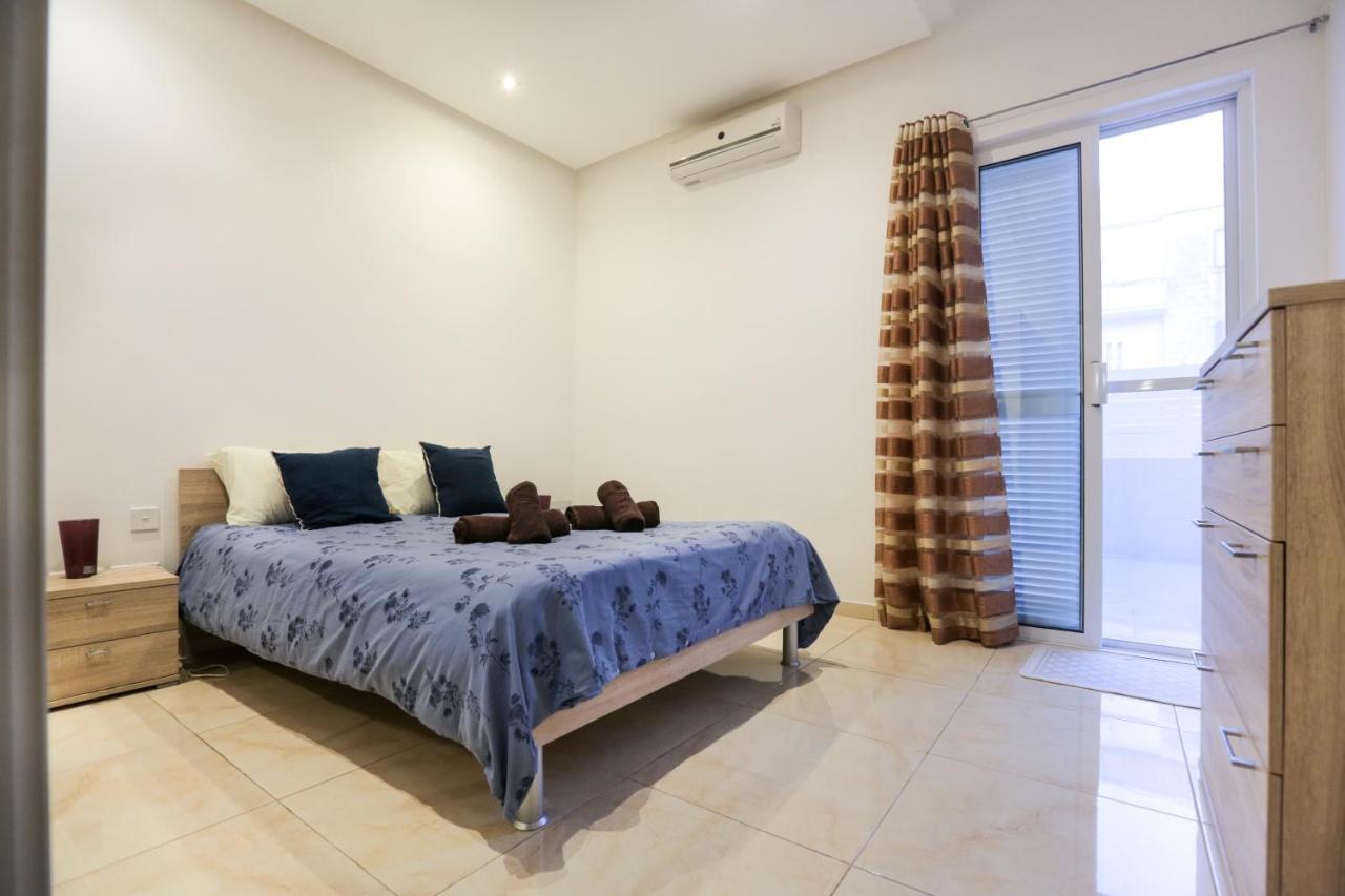 Valletta Triton Apartment Екстер'єр фото